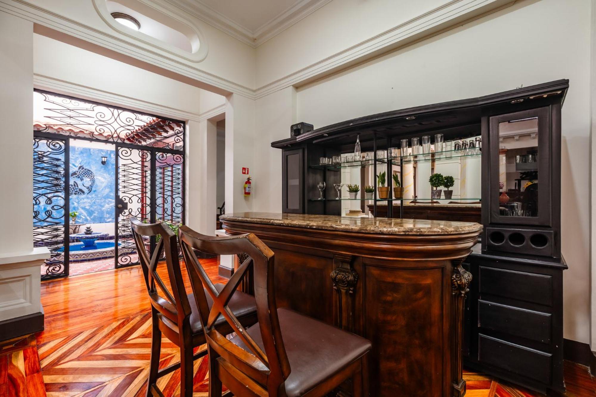 Hotel Majestad San José Dış mekan fotoğraf